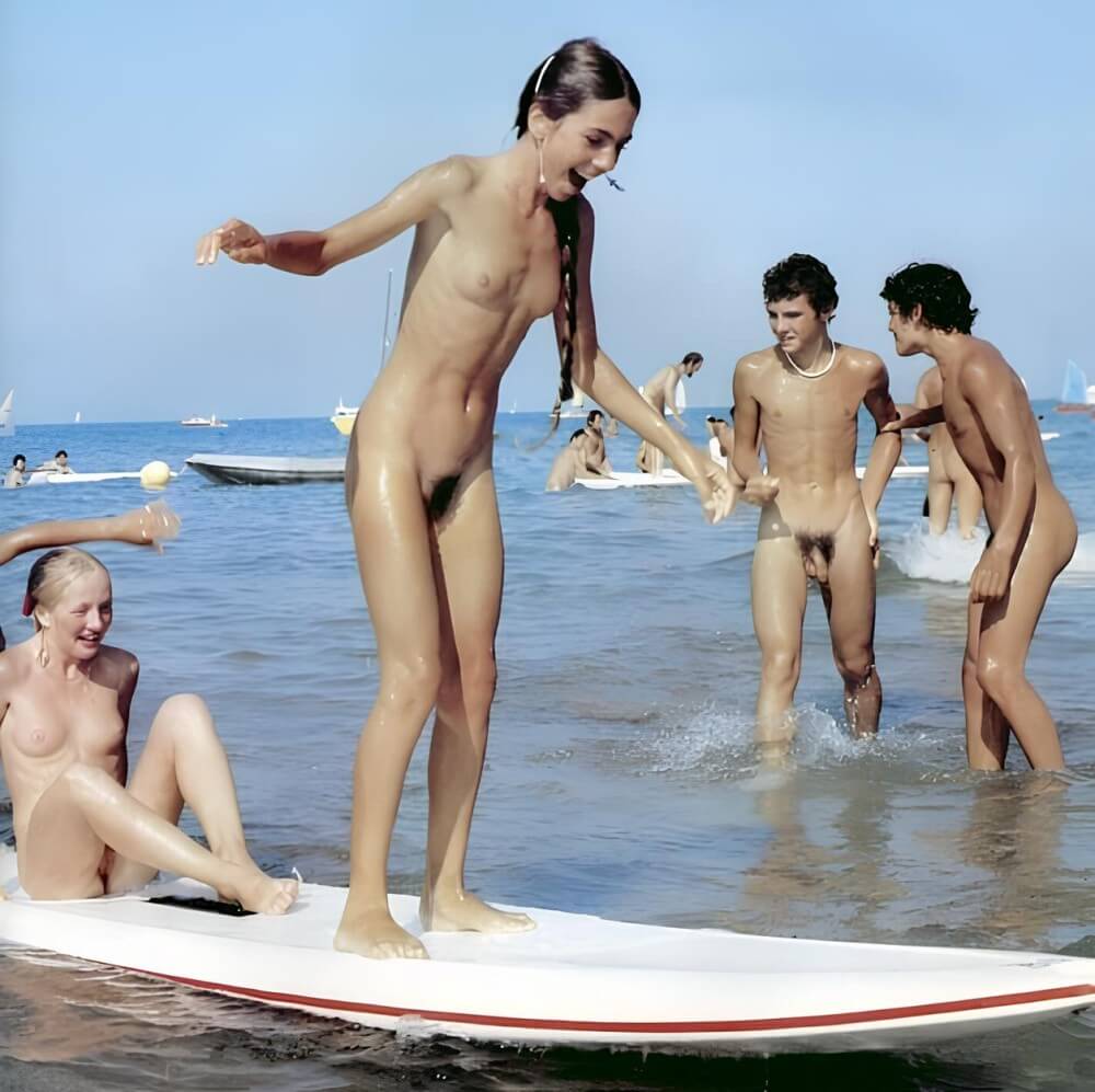 Retro naturism beautiful photos - The desire to be closer to nature and without clothes