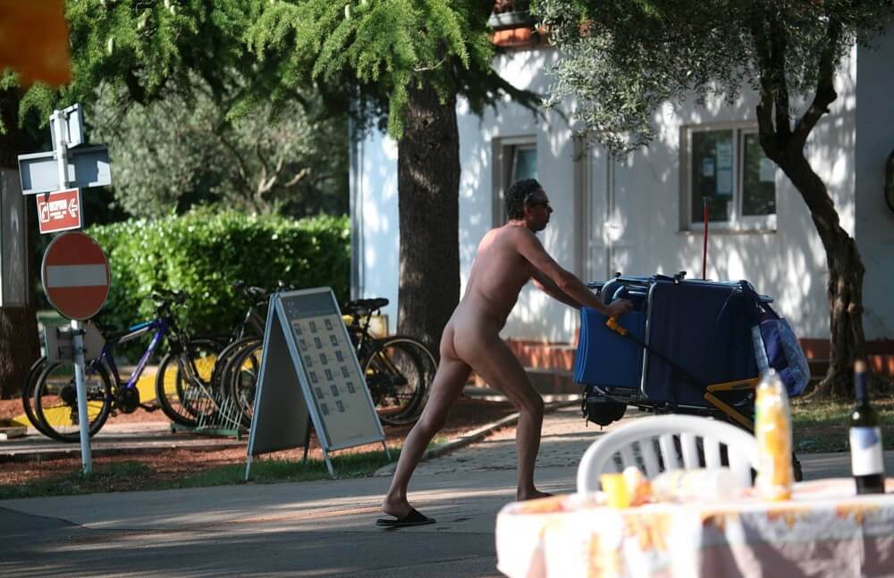 Park Side Street Pass-Bys photos - The practice of nudism helps overcome insecurities and overcome fears
