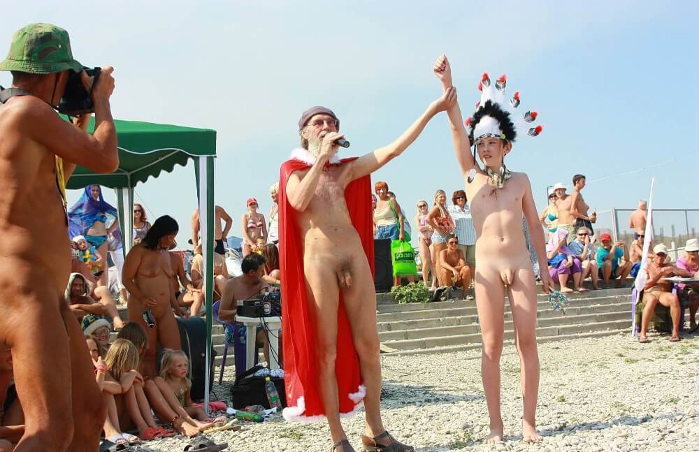 Native Headdress Dance pics - Nudity in naturism is not usually an end in itself