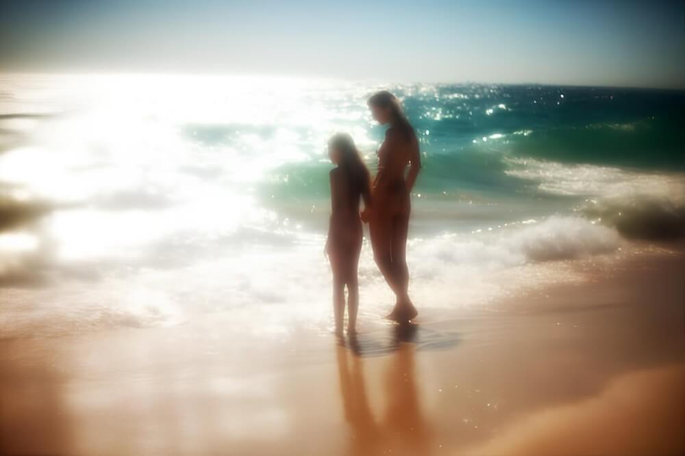 Naturism culture in Western countries new photos - Nudism helps to overcome shyness and insecurities