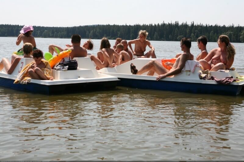Naturis by LAKE FOREST FRIENDS - Unrestricted freedom as the core value of nudism