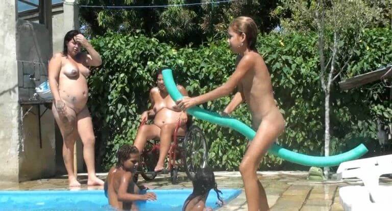 Oceanic Backyard Noon # 1 Full HD - Nudism strengthens friendships and mutual respect