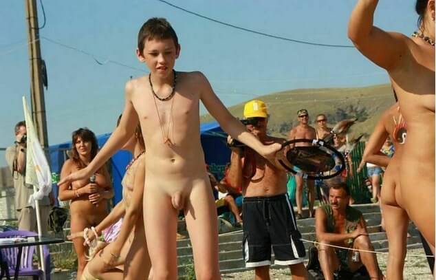 Nudists in Crimea photos - The Naked Human Body