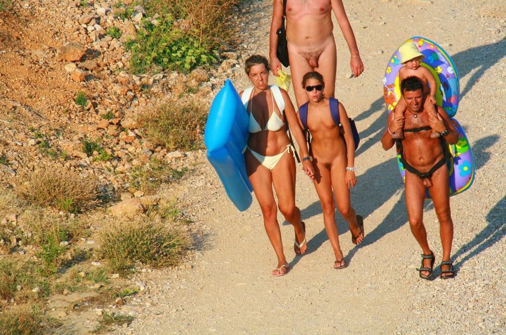 Ula FKK Beach Entry Hills pics - People find in this a way to understand that the naked body is part of nature and its beauty