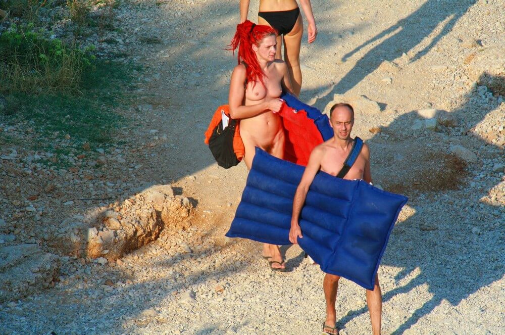 Ula FKK Red Hairstyle Girl pics - Joy and pleasure are an integral part of the nudist and naturist experience