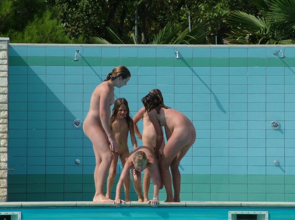 FKK Outdoor Children Pool pics - The natural beauty of the body is one of the goals of naturism and nudism