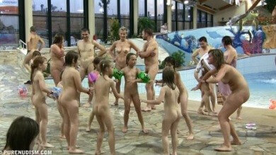 Aqua extravaganza 1 Full HD - Family nudism in its cultural context