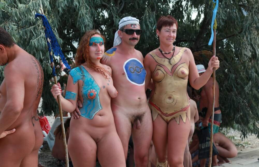 Neptune Step Relaxations pics - Nudism helps overcome complexes and fears