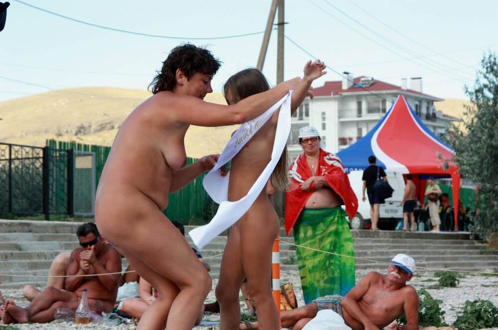 Presenting Mini Awards photos - Nudity in naturism is a way to experience freedom and harmony