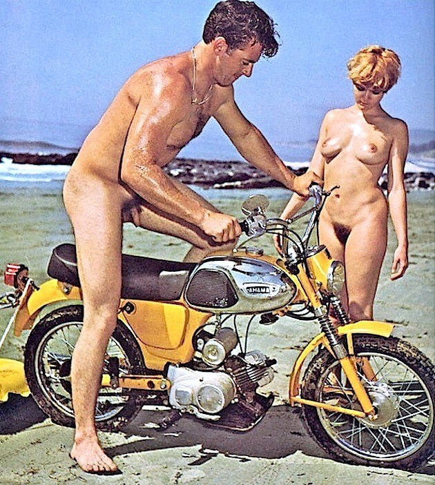 Retro naturism photo gallery - Naturism encourages you to value inner harmony and peace