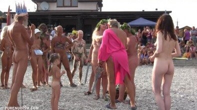 Cool Day At The Beach 4 - Naturism enthusiasts around the world