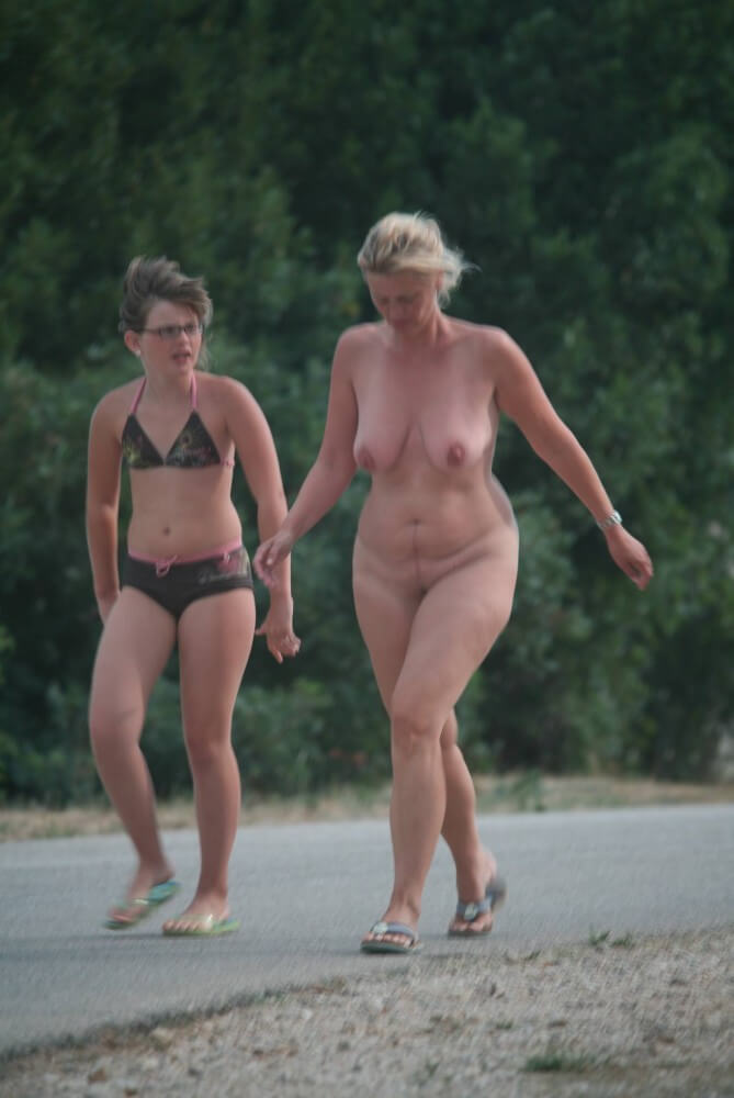 Cove FKK Visitor Grounds pics - Simplicity and naturalness are valued in nudism