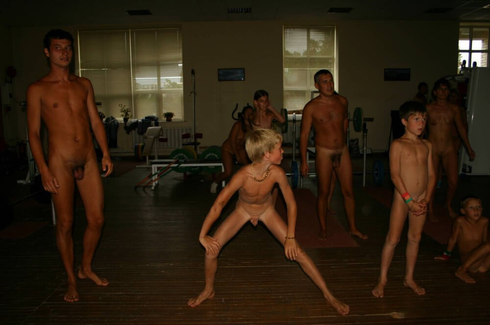 Family Gym Nudist Stretch pics - Admission Permitted Only in the Nude