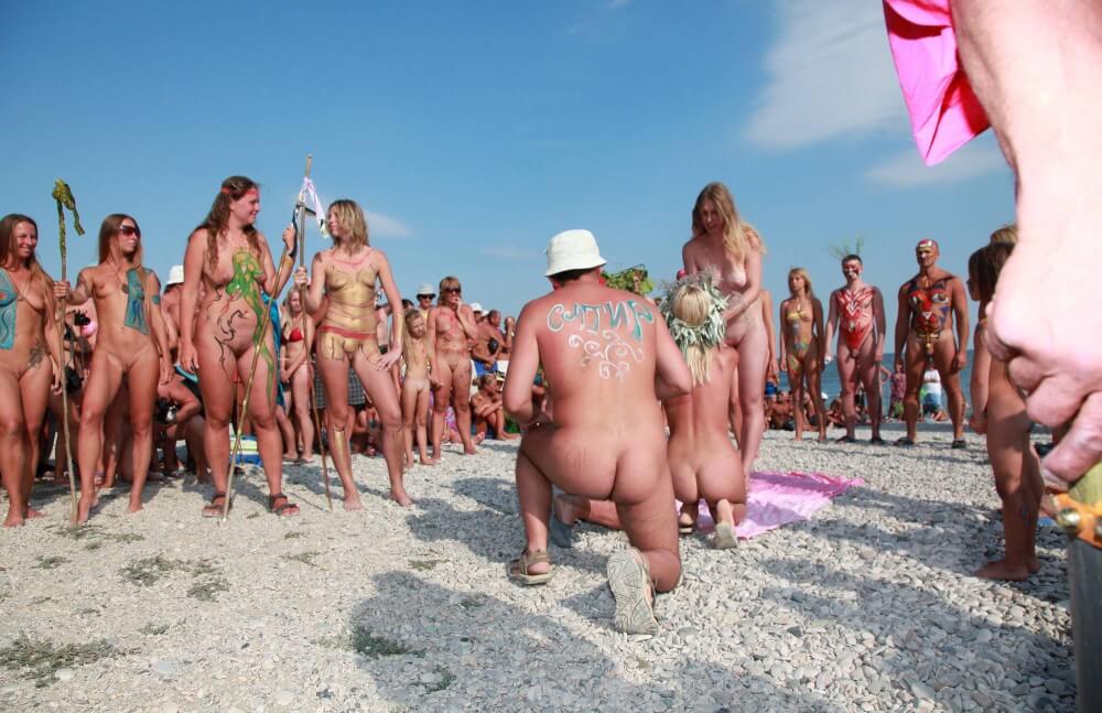 Naturist Boy Sun Warrior pics - Nudists only allowed