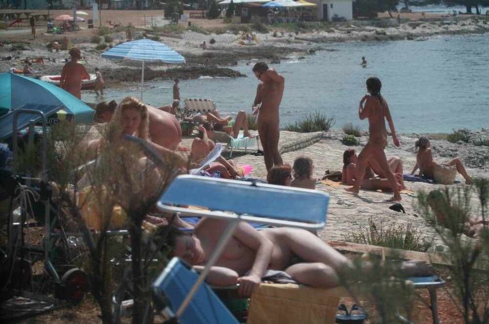 Nuda Beach Wide Outlook pics - Nudism is a lifestyle in harmony with nature