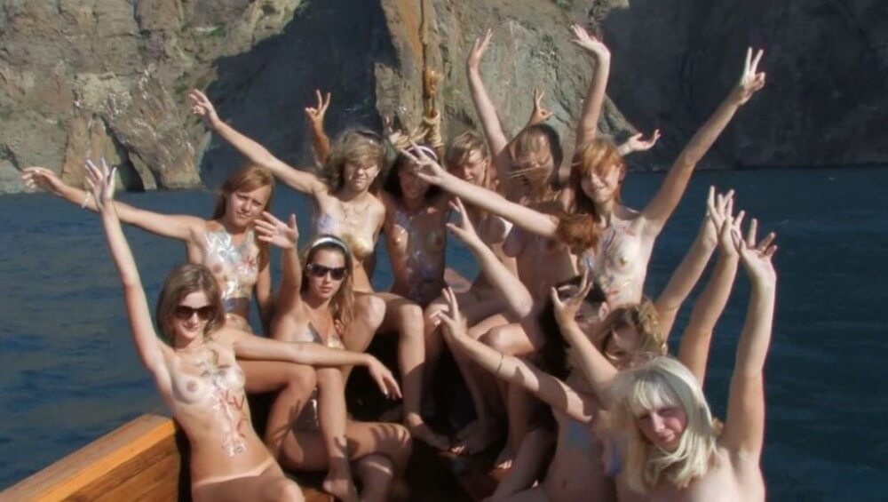 Nudist Girls Boat Cruise Full HD - Delegation of European Nudists