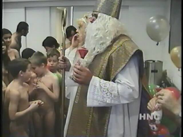 Helios Natura: Grandmas Christmas Party - Current trends in the development of the naturist movement