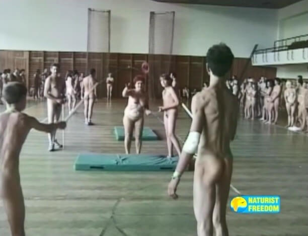 Helios Natura: FKK Fumbling and Tumbling - The practice of nudism helps to overcome stereotypes and insecurities